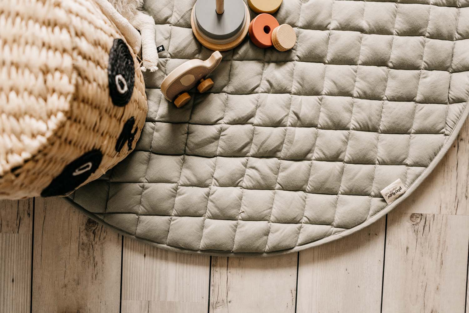 Meadow Green organic babymat