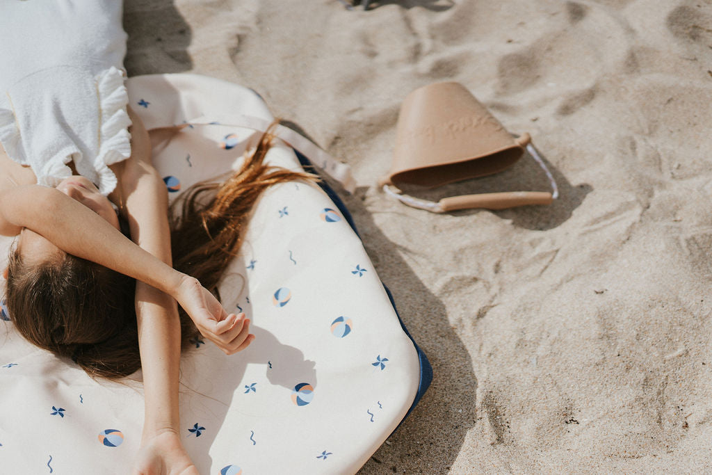 Outdoor storage bag ballon