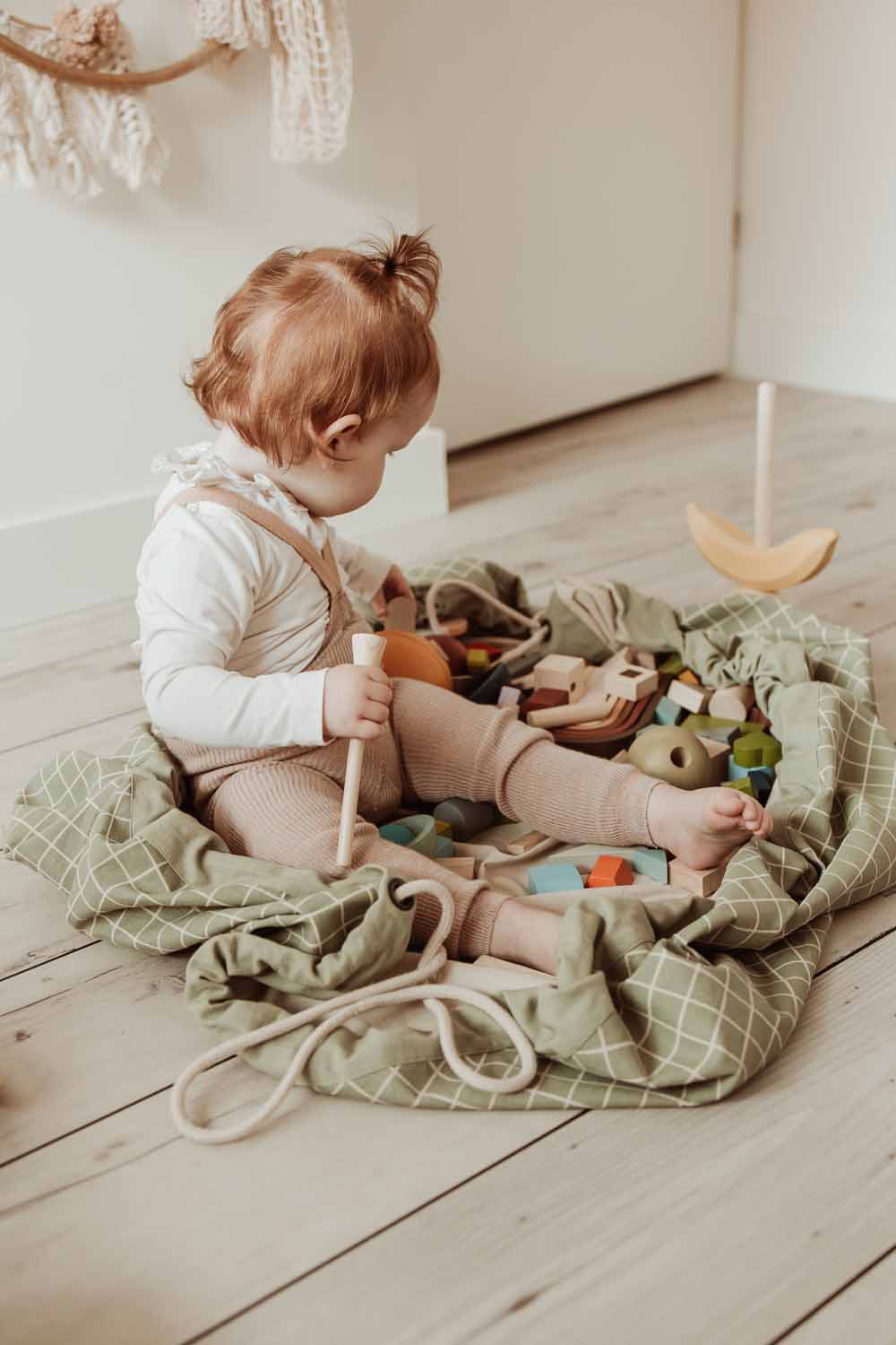 Organic grid green storage bag