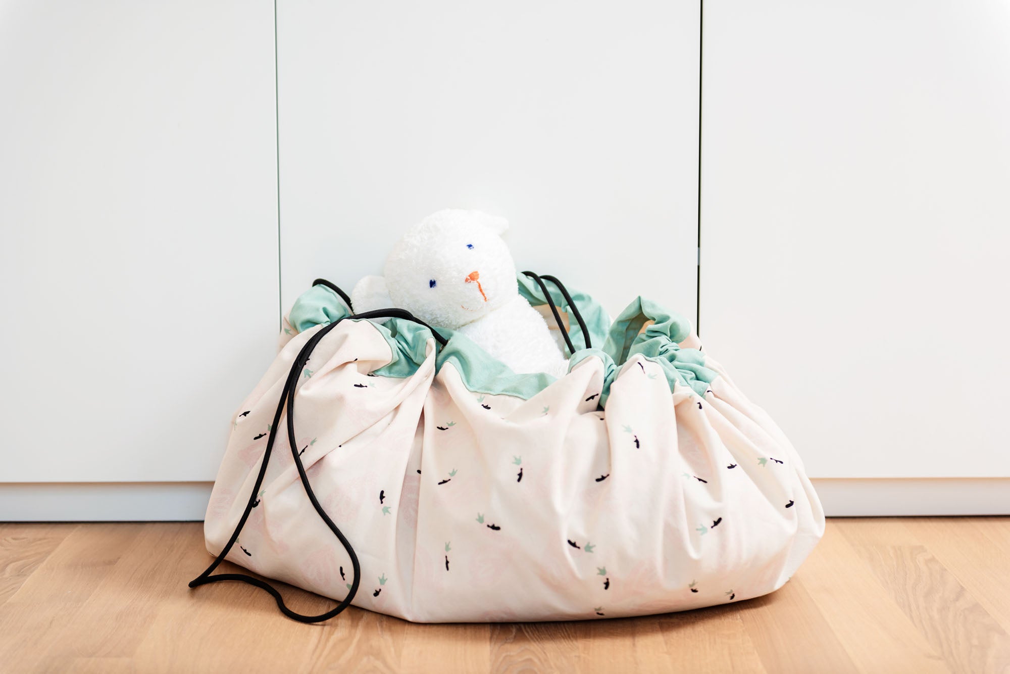 Swan toy storage bag